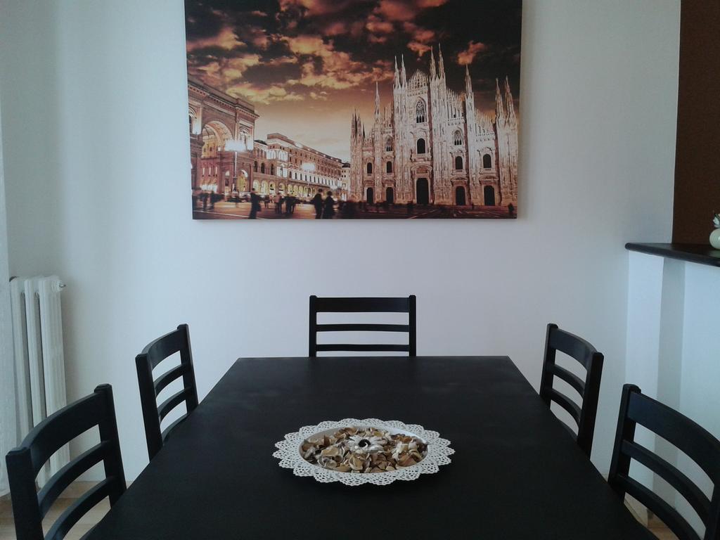 Milan Certosa 3 Bedrooms Exterior photo